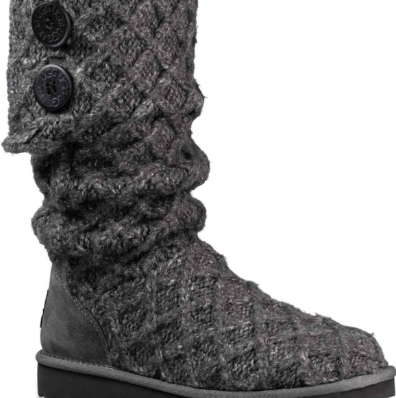 UGG boots - Picture 2 of 2